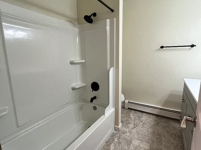 1024 Boston St #1024 — Photo 12