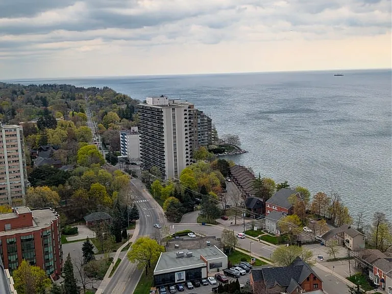 2075 Lakeshore Rd #2106 — Photo 5