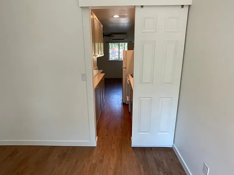 14628 Lawrence Lake Rd SE — Photo 11