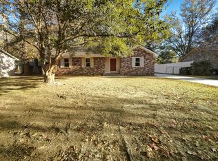 110 Shamrock Dr, Summerville, SC 29483