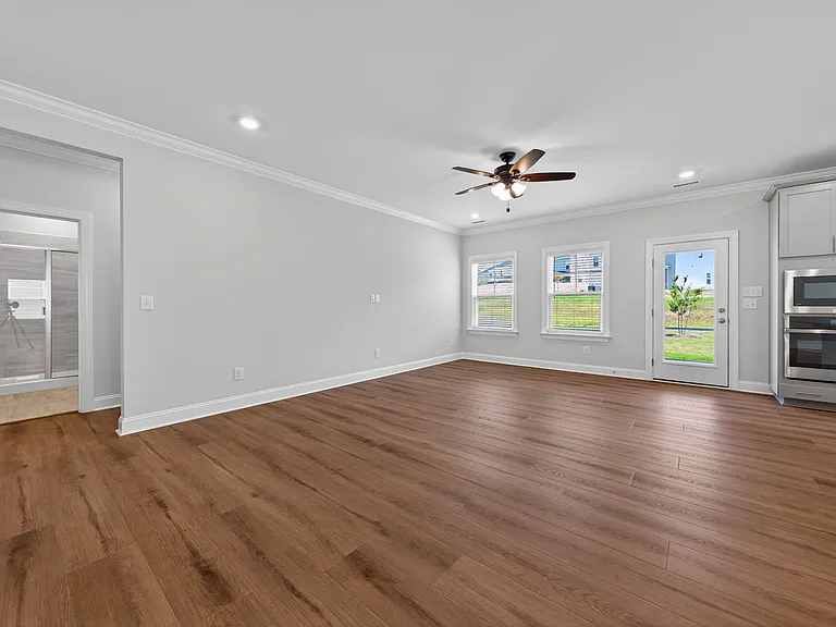 1029 Constellation Cir — Photo 9