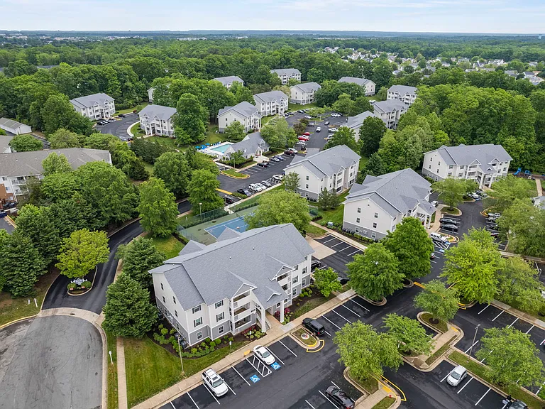 Salem Run Apartment Homes — Photo 37