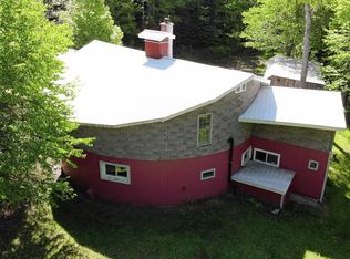 43999 Superior Rd, Houghton, MI 49931