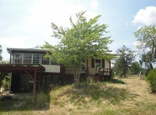 90 State St, Seymour, MO 65746