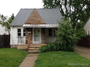 7091 Yacht Ave, Warren, MI 48091