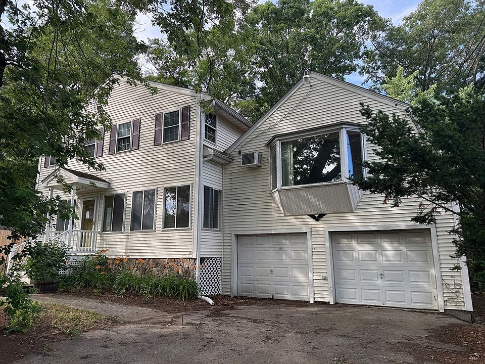1st image of 744 Boston Rd
