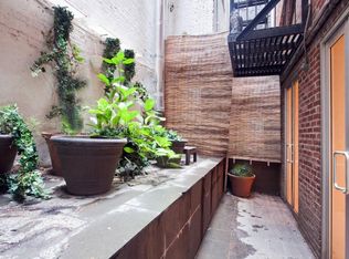 1579 Murray St, Whitestone, NY 11357