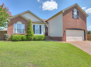 1433 Hilltop Dr, Mount Juliet, TN 37122