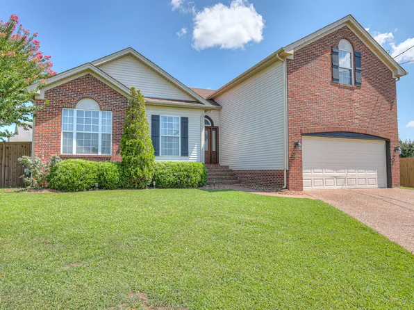 1433 Hilltop Dr, Mount Juliet, TN 37122