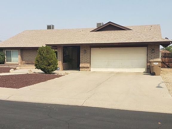 2nd image of 8923 N 104th Ln