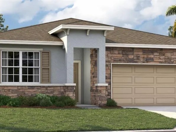 33271 Country House Dr, Sorrento, FL 32776