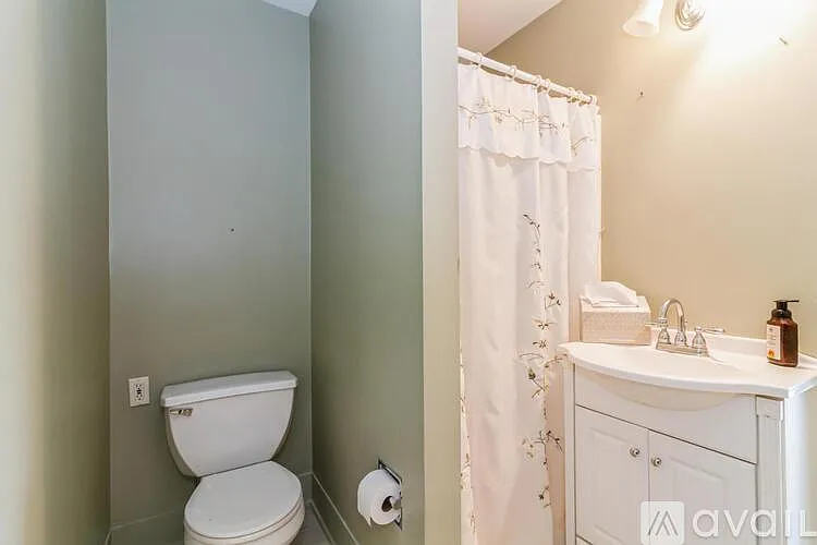 528 Cook St — Photo 11