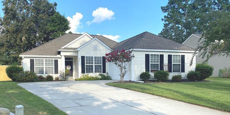 1st image of 4825 Cherry Blossom Dr