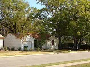 512 Harrison Ln, Hurst, TX 76053