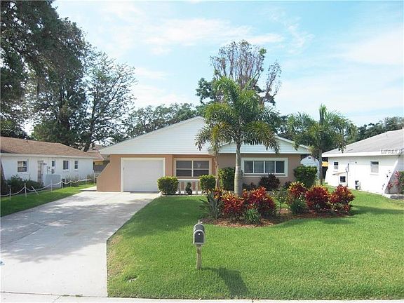 2nd image of 1605 Avoca Dr