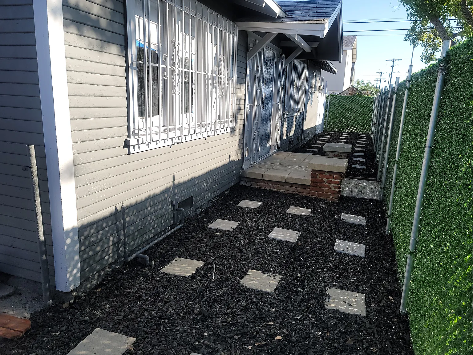 3 bed, 1300 sqft, $3,500 — Photo 3