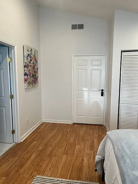 S Wendy Dr, Thousand Oaks — Photo 4