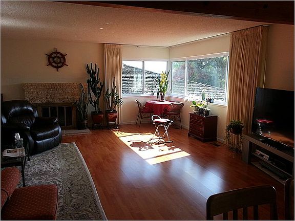 2nd image of 2481 Yaffe Dr