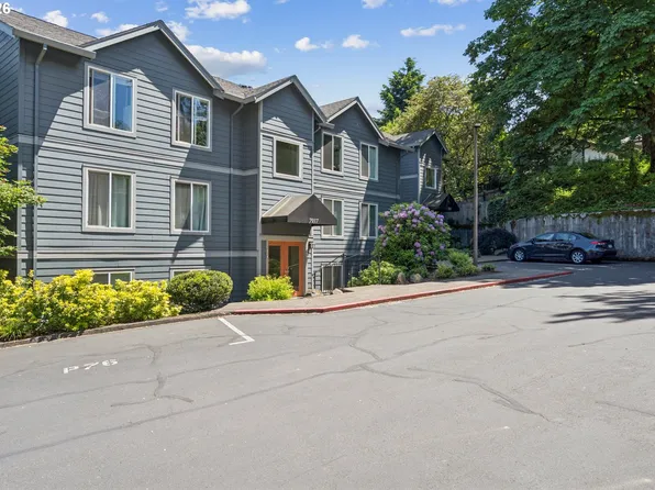 7937 SW 40th Ave APT I, Portland, OR 97219