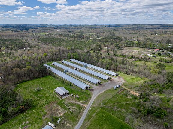 3rd image of 2464 Keith Valley Rd SE