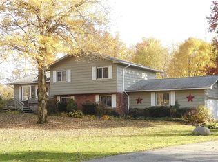 9099 Pekin Rd, Novelty, OH 44072