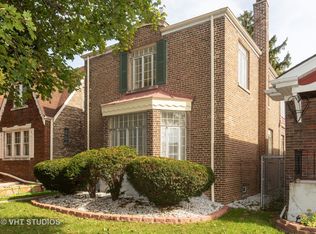 10553 S Eberhart Ave, Chicago, IL