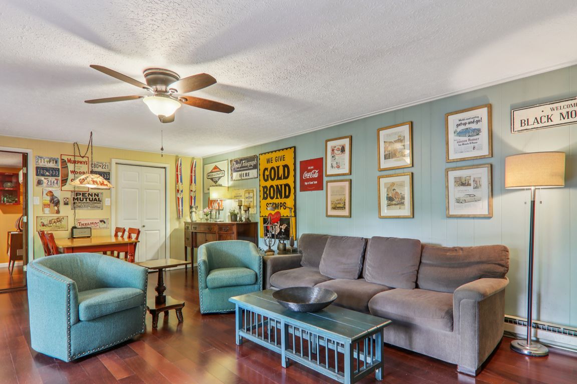 S Cherokee Ave-0606-017.jpg