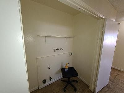 2nd image of 751 Higgins Rd