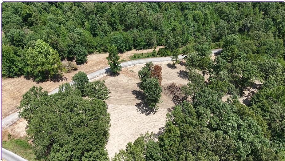 1st image of 15 Colton Rd