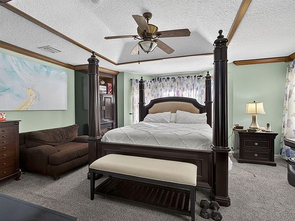 5th image of 9636 Wyeth Court