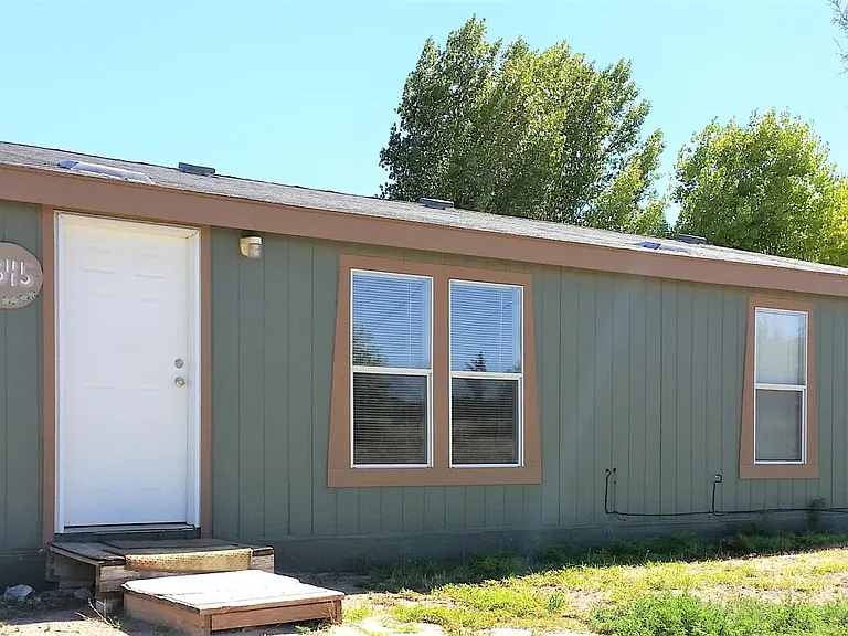 2845 W Miller Dr — Photo 3