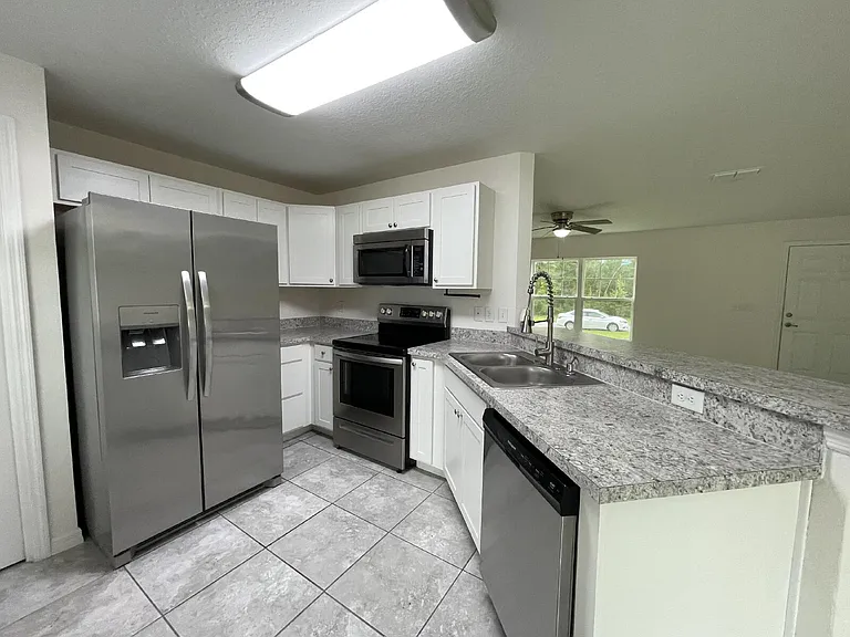 16958 SW 20th Court Rd — Photo 13