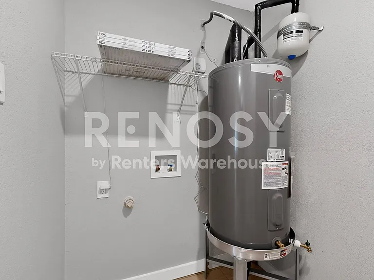 1408 Seely St — Photo 35