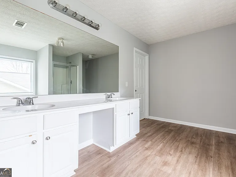 3290 Cooper Woods Dr — Photo 20