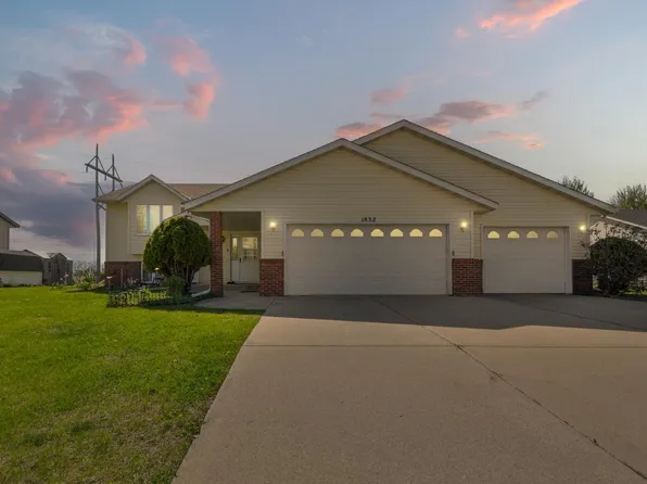 1832 Patricks Bay, Faribault, MN 55021