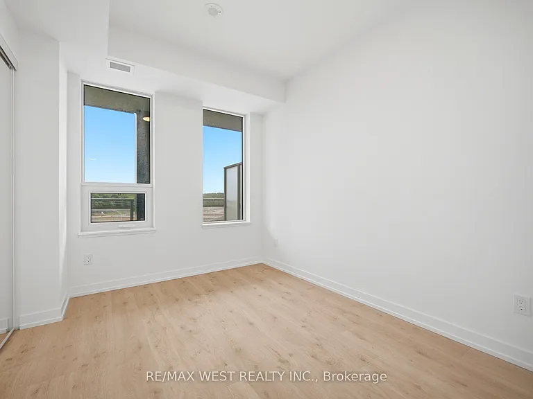 2501 Saw Whet Blvd #522 — Photo 18