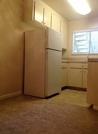 3rd image of 3615 Greenlee Dr APT 8