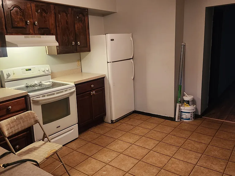 34 Front Ave #1 — Photo 17