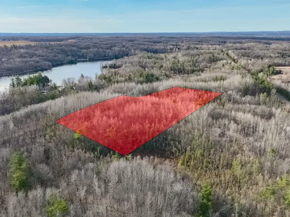 N2383 Loons Landing Rd, Weyerhaeuser, WI 54895