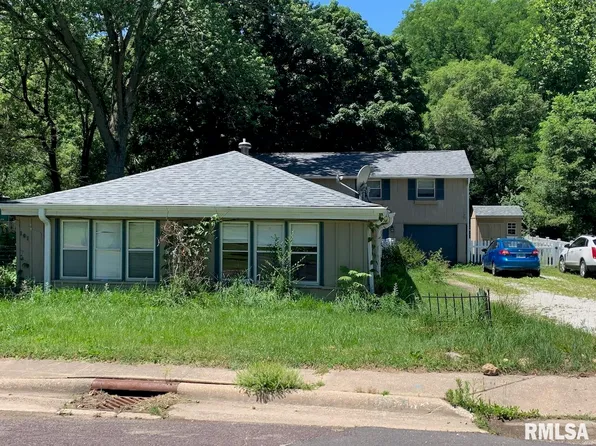 101 1/2 Kerfoot St, East Peoria, IL 61611