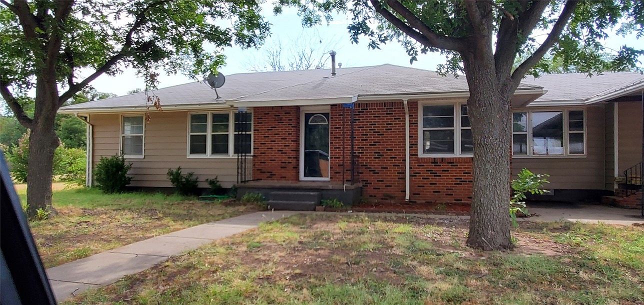 224 S Tant St, Grandfield, OK 73546 Zillow