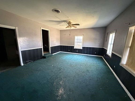 4th image of 1404 Park Ave
