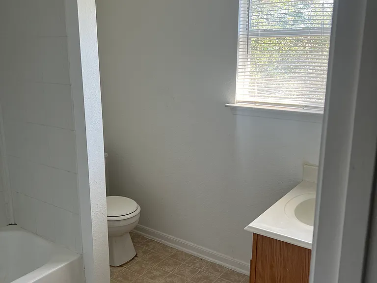 21627 Dawn Timbers Ct — Photo 2