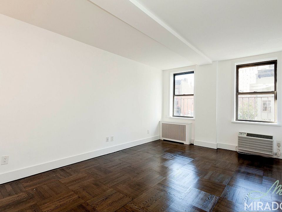 1st image of 255 W 14th St APT 4D