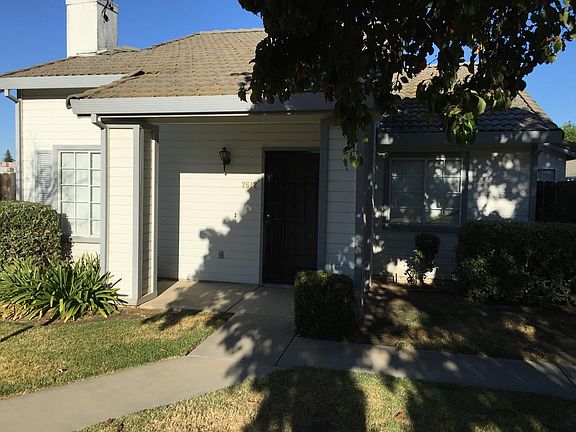 2nd image of 2642 Parkway
