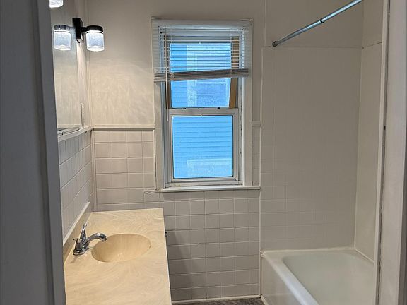 5th image of 1173 McLean Ave