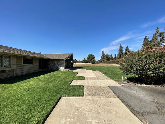 5th image of 624 N Stearns Rd