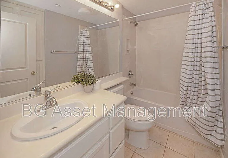 1653 Northshore Dr — Photo 19