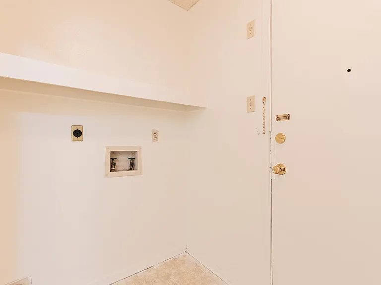 8127 Babe Ruth St — Photo 28