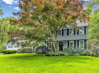 5 Hickory Rd, Southborough, MA 01772